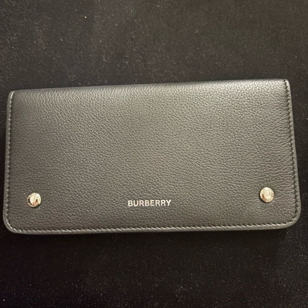Brand new Burberry Black Leather Wallet/ check holder/ card holder - Picture 11 of 11